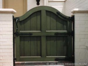 Custom Aluminum Walkway Gate